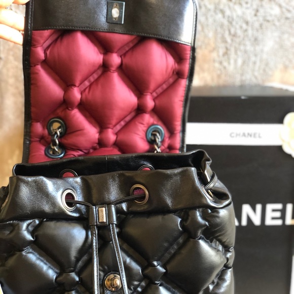 CHANEL BACKPACK - Picture 3 of 8